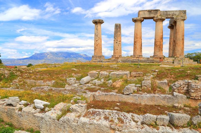 Ancient ruins greece most remarkable temple apollo