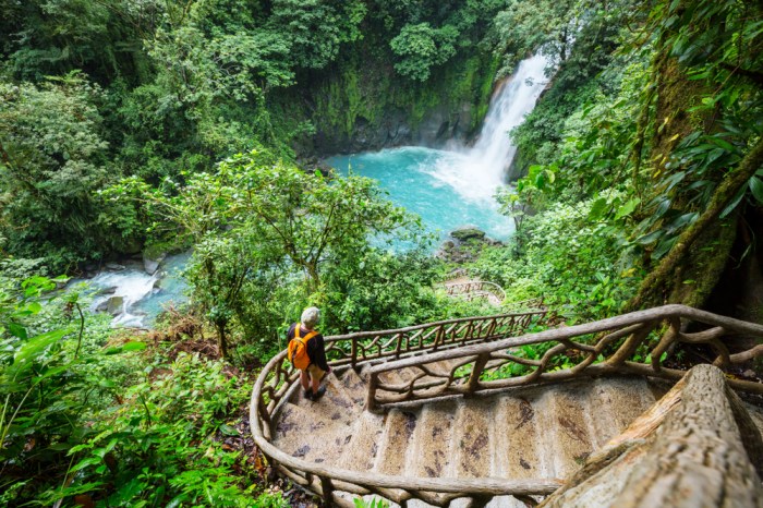 Costa rica ecotourism eco travel seeker adventure ultimate guide